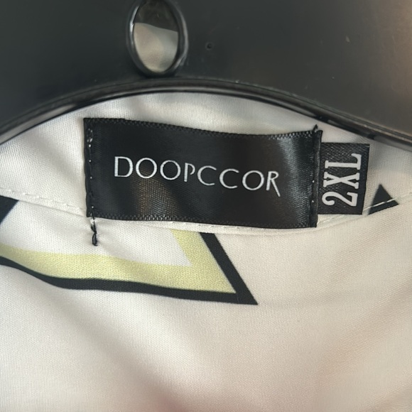 Men’s funky button down - Picture 4 of 5